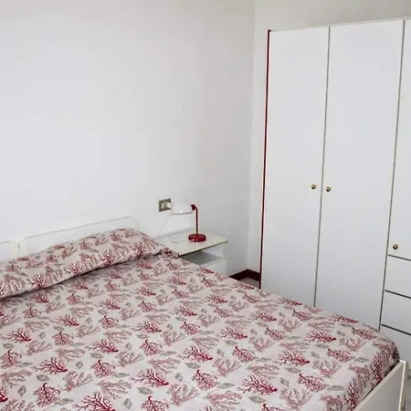 Apartamento A Stone's Throw From The Sea *
